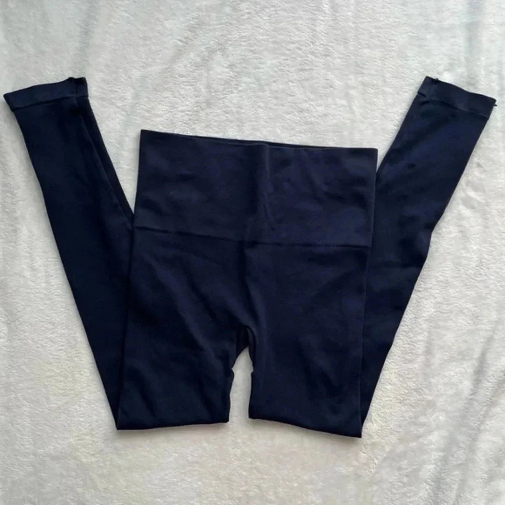 SPANX Look at Me Now Seamless Navy Blue Matte Black Side-Zip Leggings - Size M